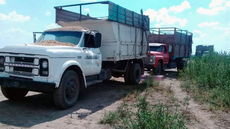 UN ADOLESCENTE MURIÓ EN CÓRDOBA APLASTADO POR UN CAMIÓN QUE REMOLCABA A OTRO