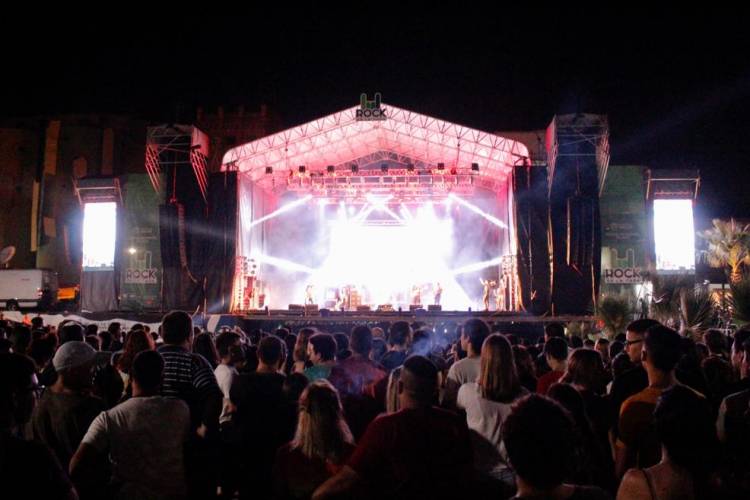 VILLA MERCEDES DISFRUTÓ DEL “ROCK EN LA CASA” QUE SUPERÓ TODAS LAS EXPECTATIVAS RECIBIENDO A MÁS DE 50 MIL ESPECTADORES