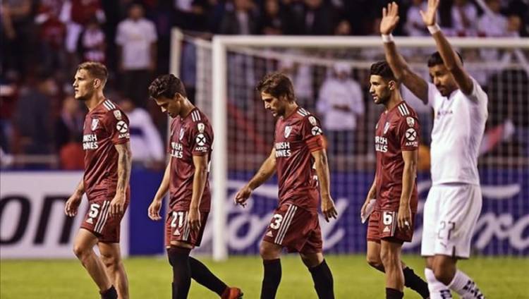 RIVER LA PASÓ MAL EN LA ALTURA CON UN EQUIPO ALTERNATIVO Y FUE GOLEADO POR LIGA DE QUITO EN LA COPA LIBERTADORES 