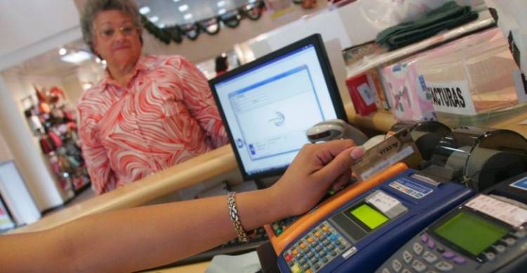 SE PONE EN MARCHA EL MECANISMO DE DEVOLUCIÓN DEL 15% EN COMPRAS CON DÉBITO