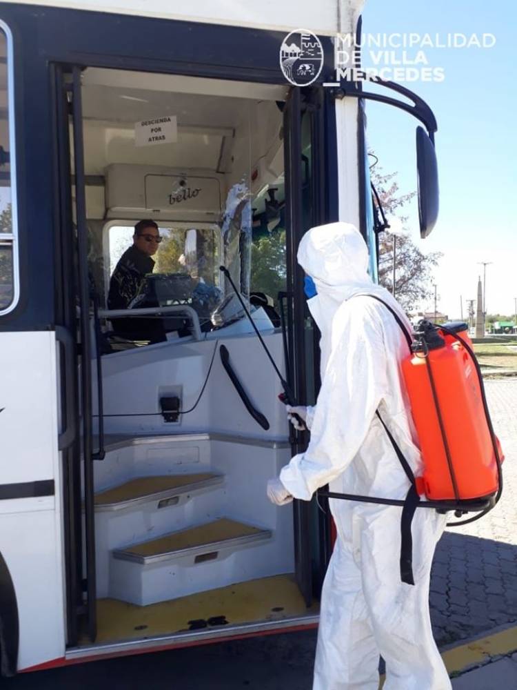 LA MUNICIPALIDAD DE VILLA MERCEDES PIDIÓ A LA EMPRESA SOL BUS INSTALAR AISLACIÓN PARA SEPARAR PASAJEROS DE CONDUCTORES