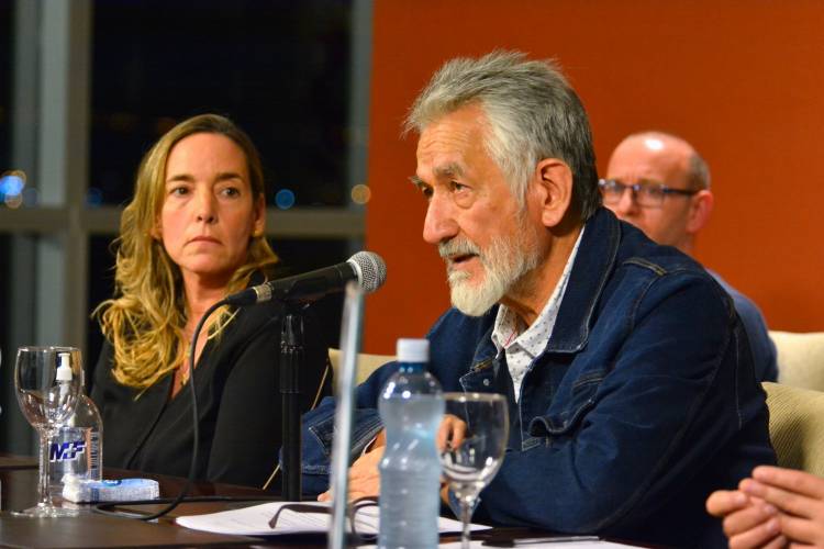 EL GOBIERNO DE SAN LUIS Y COMERCIANTES PREPARAN EL LANZAMIENTO DE CANASTAS DE ALIMENTOS E HIGIENE A BAJO COSTO