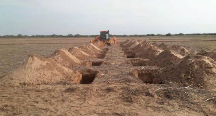 CORONAVIRUS: CUMPLIENDO CON LOS PROTOCOLOS SANITARIOS, EL GOBIERNO DE SAN LUIS CONSTRUYE UN CEMENTERIO PROVINCIAL