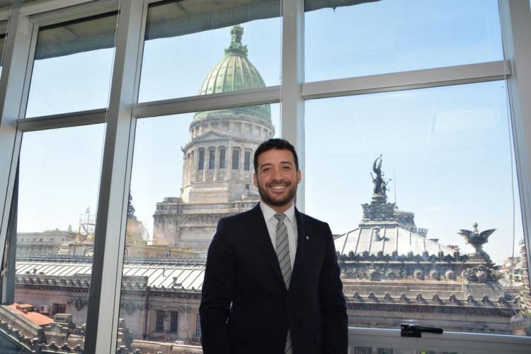 ALEJANDRO CACACE: "UNA SESIÓN VIRTUAL HISTÓRICA PARA EL CONGRESO DE LA NACIÓN"