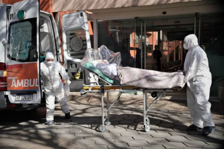 HAY 327 NUEVOS CASOS DE CORONAVIRUS Y ARGENTINA SE ACERCA A LOS 8.000 INFECTADOS