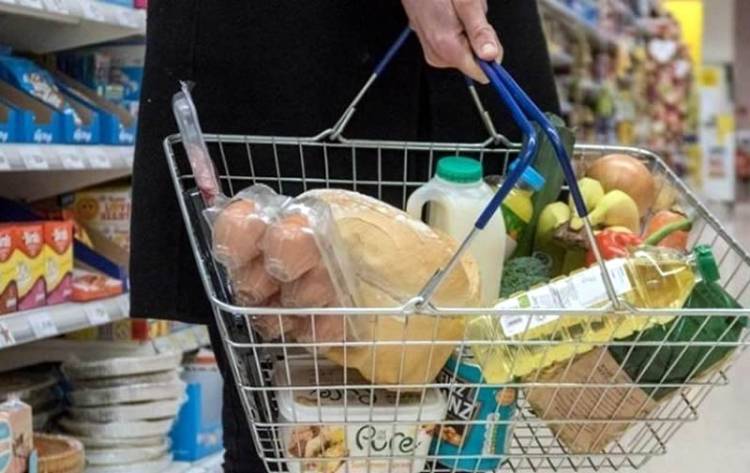 EL COSTO DE LA CANASTA BÁSICA: UNA FAMILIA TIPO NECESITÓ INGRESOS POR $ 42.593,98 PARA NO SER CONSIDERADA POBRE