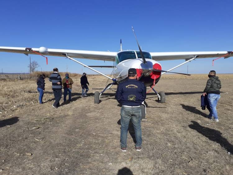 SAN LUIS: LA JUSTICIA ORDENÓ EL SECUESTRO DE LA AVIONETA QUE ATERRIZÓ ILEGALMENTE EN UNA ESTANCIA