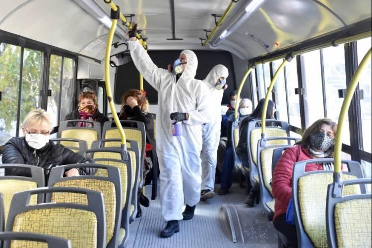 MÁS DE 200 DECESOS EN UN DÍA Y ARGENTINA SUPERÓ LAS 5.000 MUERTES  POR CORONAVIRUS 