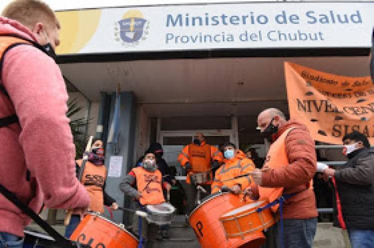 COMENZÓ HOY EN CHUBUT CON UN PARO DE 72 HORAS LA SEMANA DE LA LUCHA EN SALUD