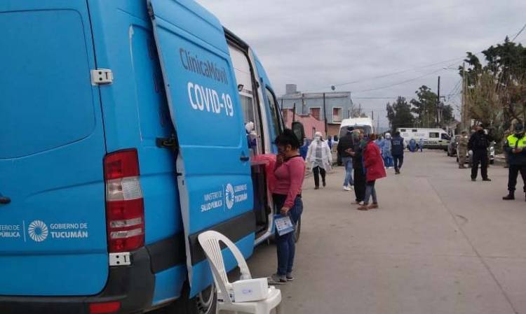 TUCUMÁN: INTENSO OPERATIVO DE BÚSQUEDA ACTIVA DE FEBRILES EN EL BARRIO JUAN PABLO II
