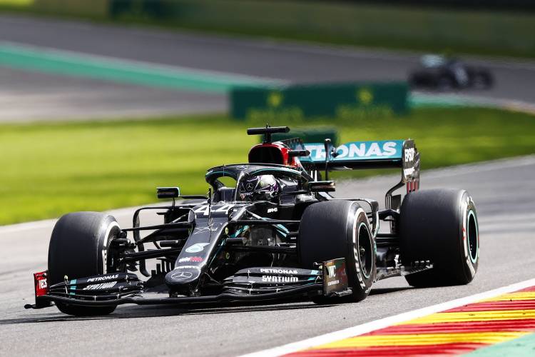 DOMINIO DE LEWIS HAMILTON EN LA FÓRMULA 1, ESTE DOMINGO EN BÉLGICA LOGRÓ SU QUINTO TRIUNFO DE LA TEMPORADA