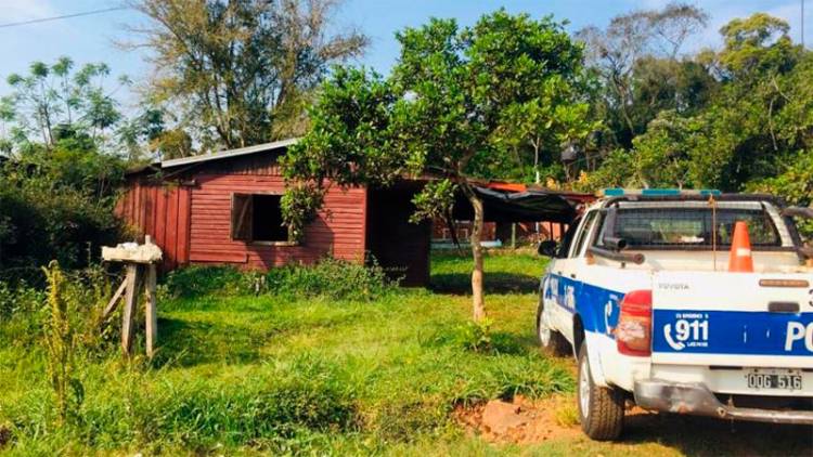 HORROR EN MISIONES: EN UN INMUEBLE DESHABITADO ENCUENTRAN MUERTO A UN RECIÉN NACIDO DENTRO DE UNA MOCHILA