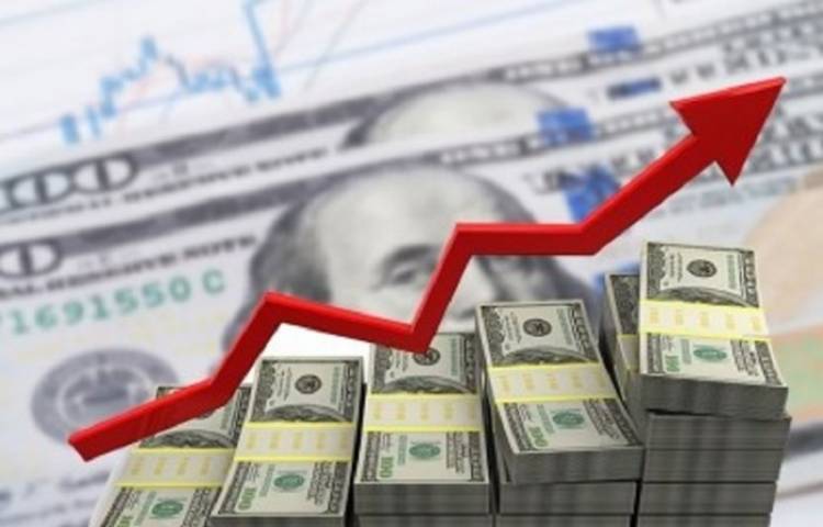 EL DÓLAR BLUE SIN TECHO, SUBIÓ $8 Y CERRÓ EN $167, ESCALANDO $17 EN LA SEMANA