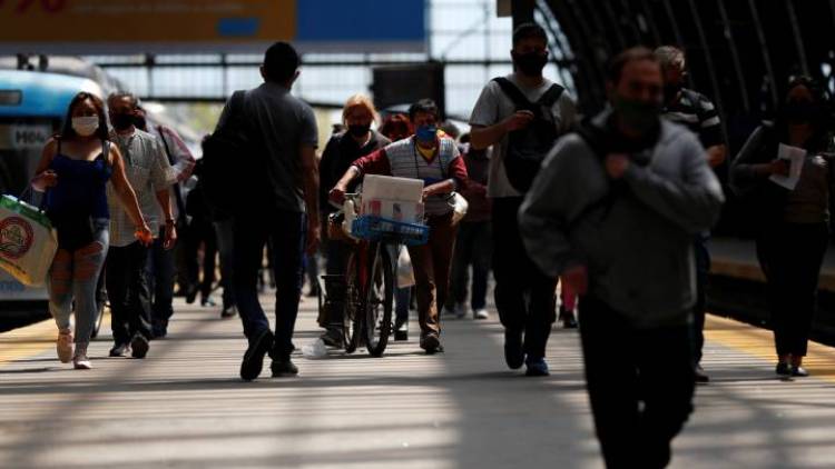 ARGENTINA SUPERÓ LOS 900.000 CONTAGIADOS POR COVID-19, EN EL DÍA QUE LA OMS PIDE AHORA EVITAR LAS CUARENTENAS