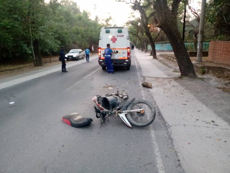 JOVEN SALTEÑO PERDIÓ LA VIDA TRAS IMPACTAR CONTRA UN ÁRBOL