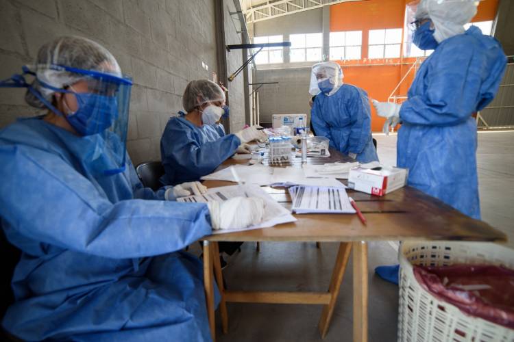 CORONAVIRUS EN SAN LUIS: ESTE MARTES SE REGISTRARON 385 CASOS POSITIVOS Y SE DIO EL TRISTE RÉCORD DE 9 FALLECIDOS