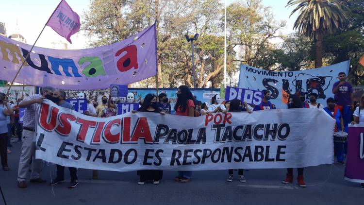 FUE MASIVA LA MARCHA POR PAOLA TACACHO EN TUCUMÁN