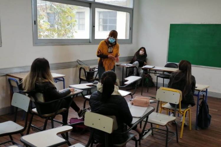 EN SALTA LOS CHICOS DE ÚLTIMO AÑO VUELVEN A CLASES