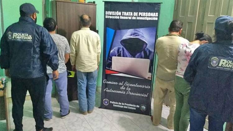 ABERRANTE CASO EN SANTIAGO DEL ESTERO: MADRE PROSTITUÍA A TRES HIJAS MENORES, HABRÍA AL MENOS 10 CAMIONEROS IMPLICADOS