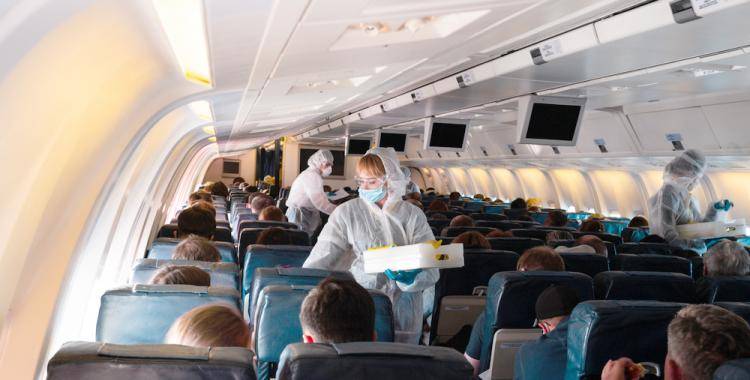 BUENOS AIRES: 47 PERSONAS QUE LLEGARON DE REINO UNIDO, LAS AISLARON Y LE HACEN SEGUIMIENTO TELEFÓNICO