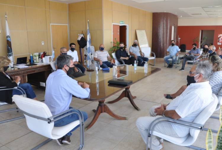 CICLO LECTIVO 2021: EL MINISTRO DE EDUCACIÓN DE SAN LUIS SE REUNIÓ CON LOS GREMIOS DOCENTES