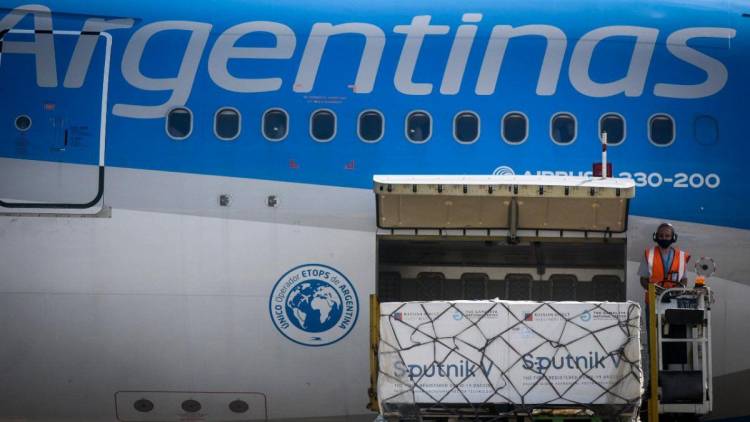 330 MIL NUEVAS DOSIS DE LA VACUNA SPUTNIK V LLEGARON AL PAÍS