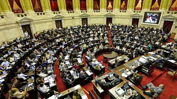 ALERTA EN DIPUTADOS POR SEIS LEGISLADORES NACIONALES CON CORONAVIRUS, UNO DE ELLOS ESTÁ INTERNADO