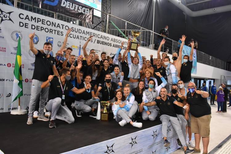ARGENTINA LOGRÓ UNA HISTÓRICA ACTUACIÓN, DESPUÉS DE 55 AÑOS SE CONSAGRÓ CAMPEÓN SUDAMERICANO DE NATACIÓN