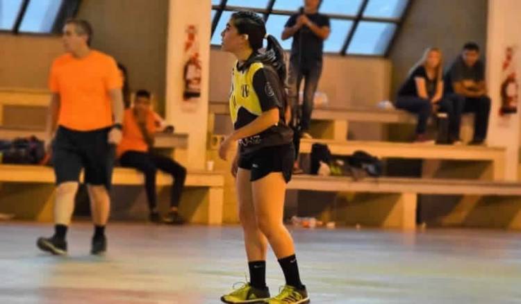 LA VILLAMERCEDINA ANGIE CASIVA ESTARÁ EN EL TORNEO VENDIMIA DE HANDBALL INTEGRANDO LA SELECCIÓN MAYOR DE SAN LUIS