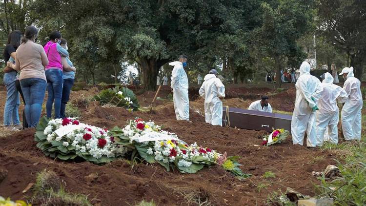 BRASIL TUVO ESTE JUEVES UN NUEVO RÉCORD DIARIO DE FALLECIDOS, SE REPORTARON 4.249 MUERTES EN LAS ÚLTIMAS 24 HORAS