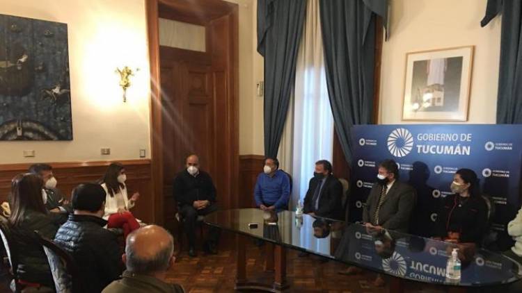 TUCUMÁN ASISTIRÁ A TRABAJADORES DE COMERCIO Y GASTRONÓMICOS CONSIDERADOS NO ESENCIALES