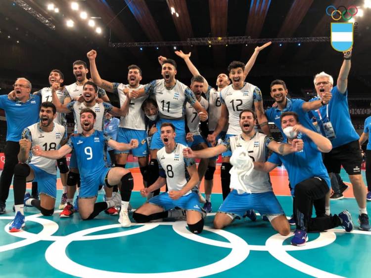 ¡HISTÓRICO! ARGENTINA EN VÓLEY MASCULINO LE GANÓ A ITALIA Y SE METIÓ ENTRE LOS CUATRO MEJORES EQUIPOS DESPUÉS DE 21 AÑOS