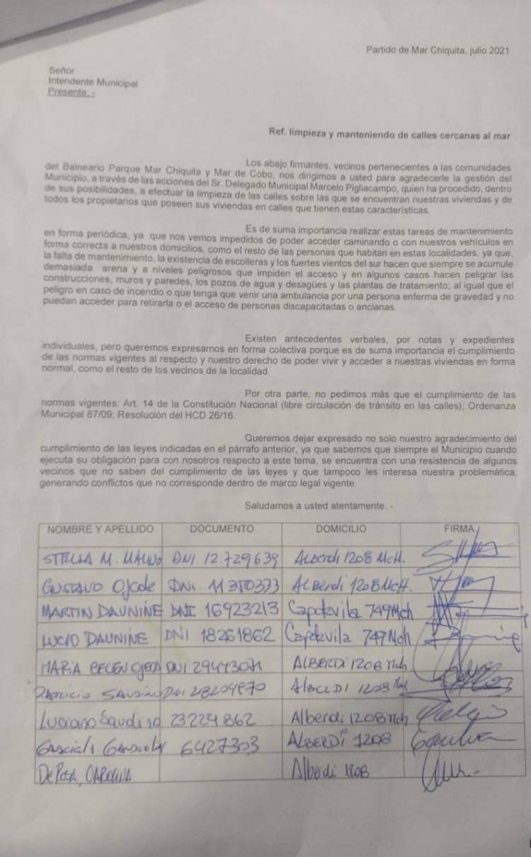 MAR CHIQUITA: LOS VECINOS Y VECINAS AGRADECIERON POR LA LIMPIEZA DE LAS CALLES CERCANAS AL MAR