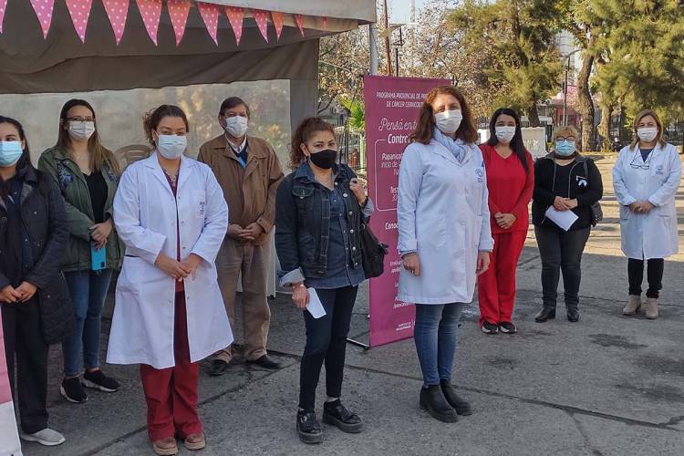 REALIZAN CONTROLES A LAS TUCUMANAS DESTINADOS A LA PREVENCION DEL CÁNCER DE MAMA Y DE CUELLO UTERINO