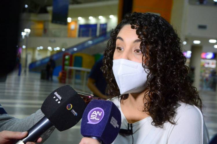 LA PRIMERA PUNTANA DE CASCOS BLANCOS PARTIÓ RUMBO A SU MISIÓN A HAITÍ