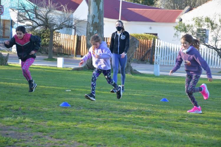 PARTIDO DE MAR CHIQUITA: COMENZARON DE MANERA EXITOSA LAS ACTIVIDADES DEPORTIVAS EN LA COSTA