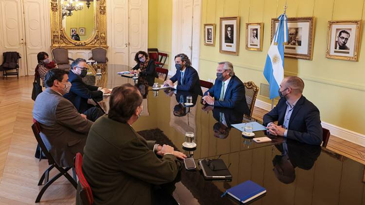 KULFAS AFIRMÓ QUE EL GOBIERNO ANALIZA MEDIDAS “PARA ACELERAR LA RECUPERACIÓN Y LLEGAR A MÁS SECTORES"