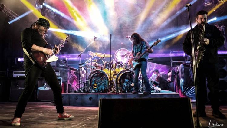 CON LA GIRA DE PRESENTACIÓN DE "ALEJADO DE LA RED", LA RENGA VUELVE A LOS ESCENARIOS Y LLEGA A SAN LUIS
