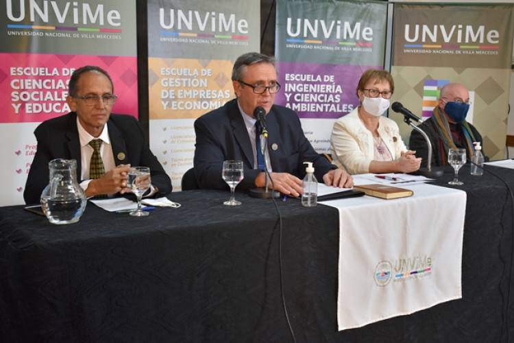 ENTRA EN VIGENCIA EL ESTATUTO DEFINITIVO DE LA UNIVERSIDAD NACIONAL DE VILLA MERCEDES Y SE PRESENTÓ EL PROGRAMA DE FORMACIÓN PROFESIONAL