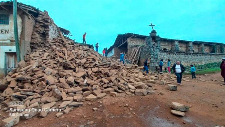 EN EL DEPARTAMENTO DE AMAZONAS UN SISMO DE 7,5 GRADOS AFECTÓ LA SELVA NORTE DE PERÚ Y DESTRUYÓ UNA IGLESIA COLONIAL