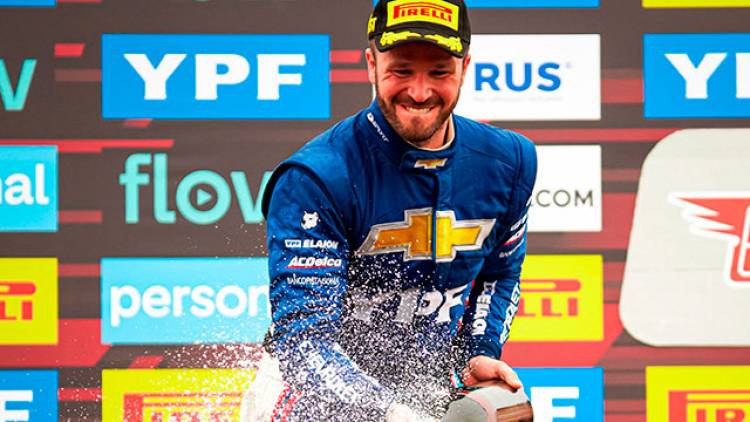 AGUSTÍN CANAPINO SE CONSAGRÓ BICAMPÉON DEL SÚPER TC2000 EN EL AUTÓDROMO DE BUENOS AIRES