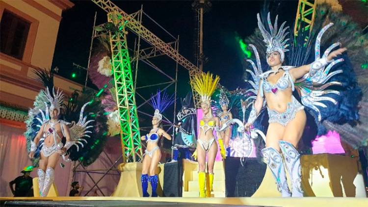 CON LA PRESENTACIÓN DEL CARNAVAL DEL PAÍS 2022, EL CORSÓDROMO DE GUALEGUAYCHÚ VOLVIÓ A PALPITAR