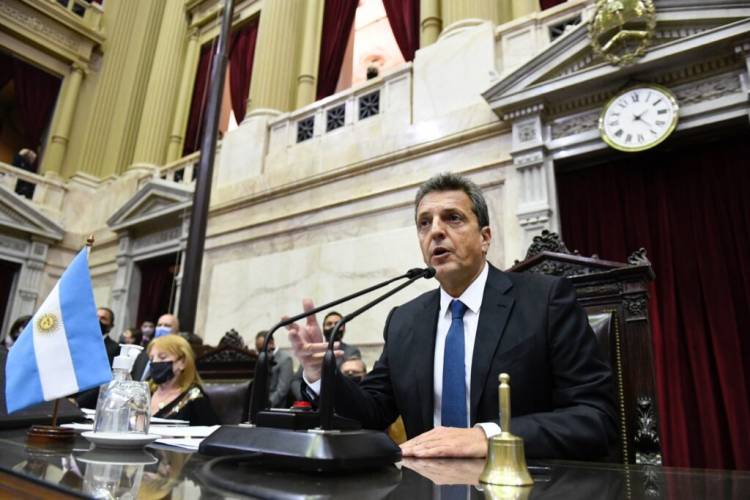 JURARON LOS 127 NUEVOS DIPUTADOS NACIONALES ELECTOS Y MASSA, REELECTO AL FRENTE DEL CUERPO