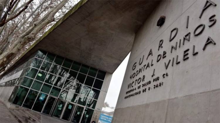 EN ROSARIO EJECUTARON DE UN BALAZO EN LA CABEZA A EMBARAZADA Y BALEARON A SU PEQUEÑA HIJA