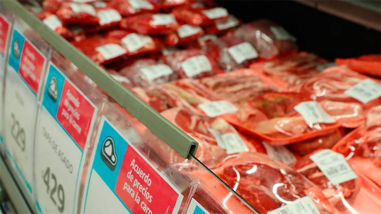 SEGÚN DATOS DEL IPCVA EL PRECIO DE LA CARNE SUBIÓ 2,5% Y REGISTRÓ UN AUMENTO INTERNUAL DEL 54,8%.