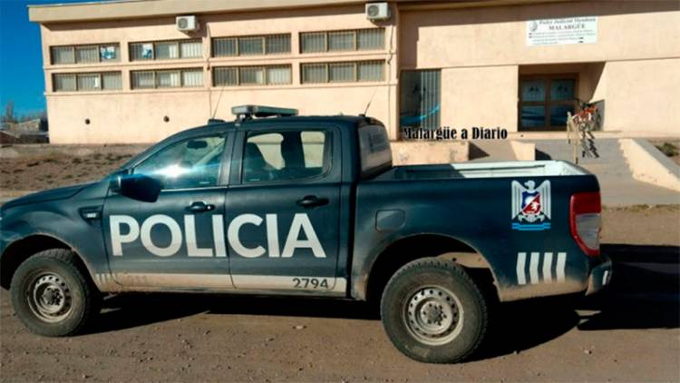 MATARON A UN JOVEN DE UN BALAZO EN MENDOZA Y POR EL HECHO HAY CUATRO POLICÍAS DETENIDO