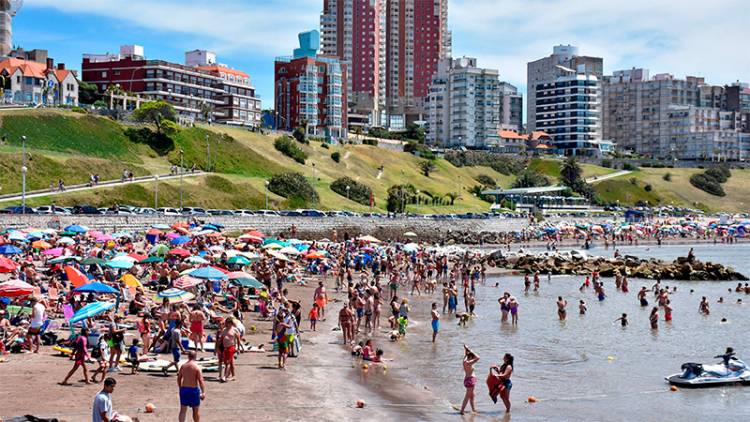 EXCELENTE MOVIMIENTO TURÍSTICO EN TODO EL PAÍS: LAMMENS ASEGURÓ QUE TRAS RÉCORD DE ESTE VERANO LANZARÁN NUEVA TEMPORADA PREVIAJE