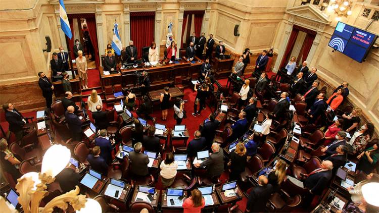 CONSEJO DE LA MAGISTRATURA: EL BLOQUE DE SENADORES DEL FRENTE DE TODOS SE DIVIDIÓ EN DOS