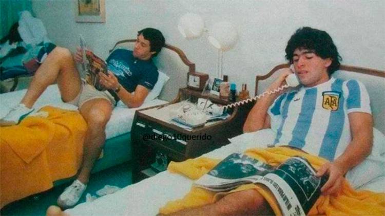 “TRABAJO PARA COMER Y ALQUILAR”, DIJO ALGUIEN QUE FUE CAMPEÓN DEL MUNDO CON MARADONA, PERO EL FÚTBOL LE SOLTÓ LA MANO