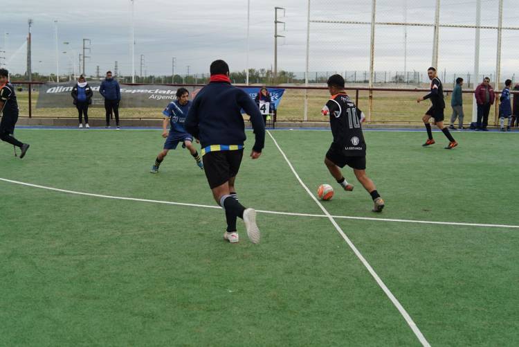 LIGA PROVINCIAL DE FÚTBOL ADAPTADO: MÁS DE 20 EQUIPOS DE 14 INSTITUCIONES DE SAN LUIS DESAFIARON EL FRÍO EN LA PEDRERA